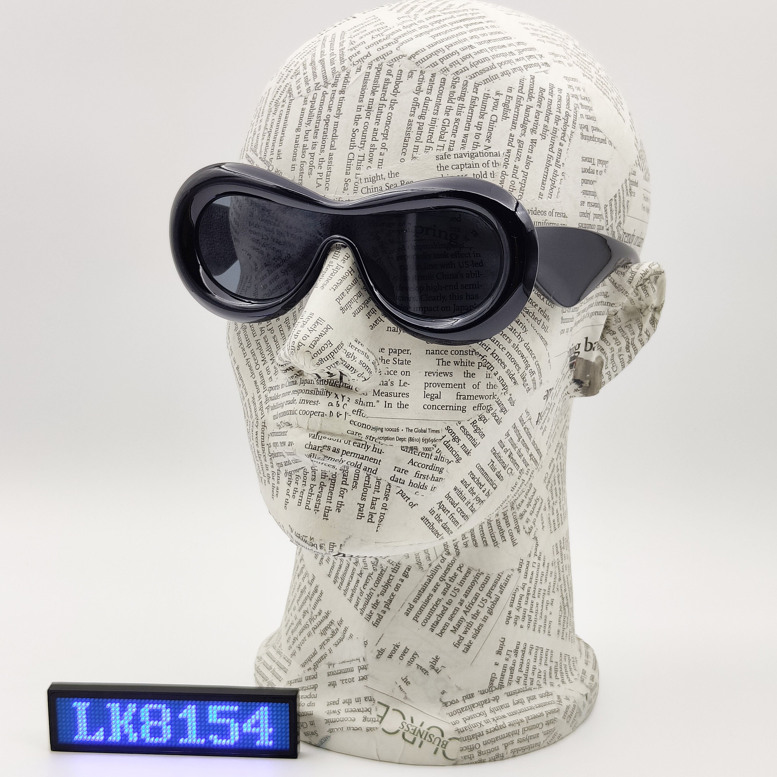 Sunglasses 2024 Super hot Cat Eye Hip Hop Women Men Fashionable High Quality Chunky Trendy Eye wear Frame Glass Featuring Lens