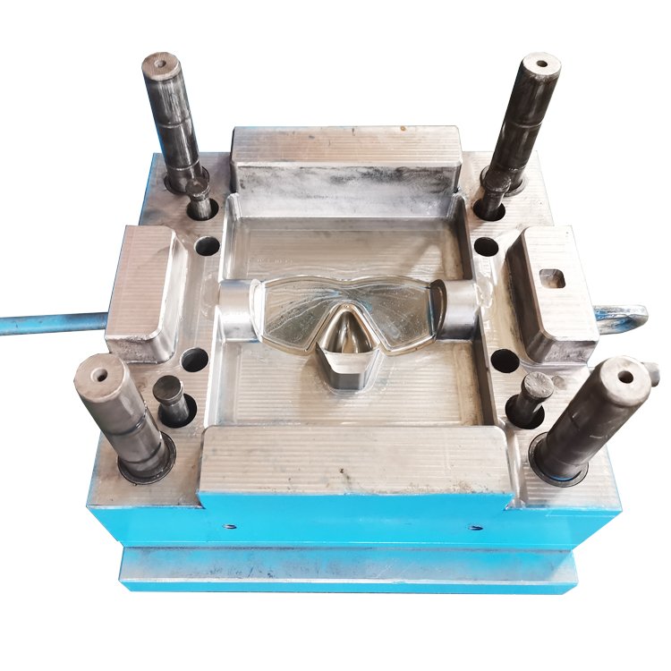 China Factory Supplied Good Quality UV Protective Lens Injection Mould Goggles Mirror Mold Mirror Frame Mold