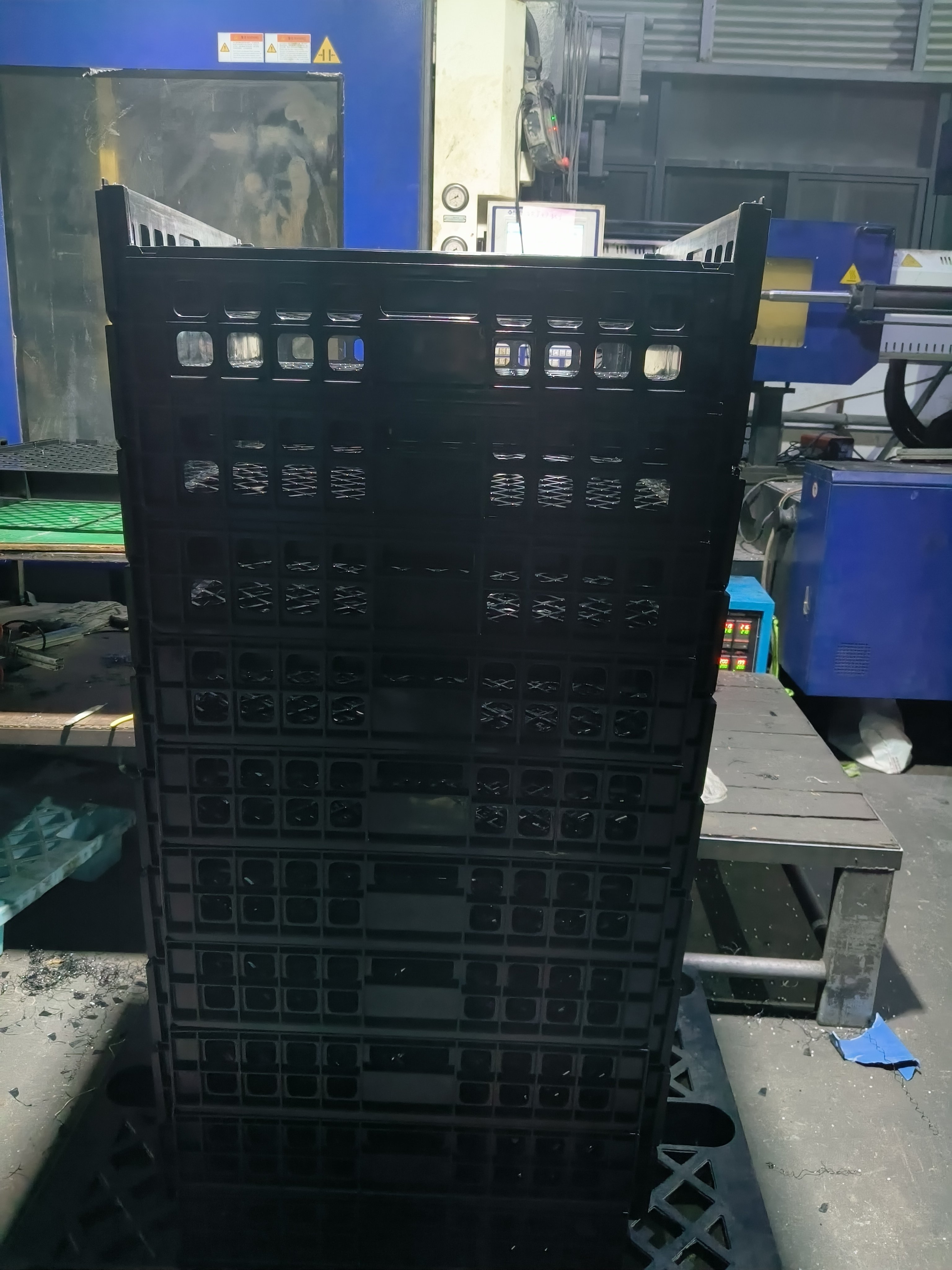 Logistics crate mismatch frame