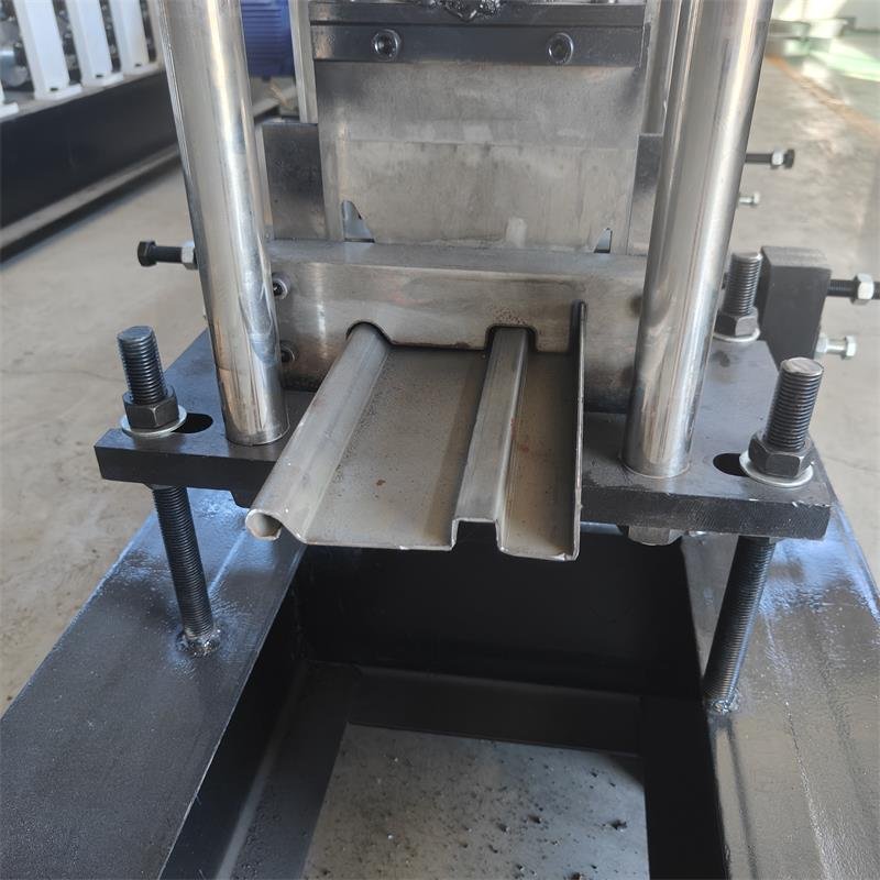 Direct Wholesale Great Standard Light Keel Steel Angle Corner Roll Making Machine Light Gauge Steel Frame Roll Forming Machine