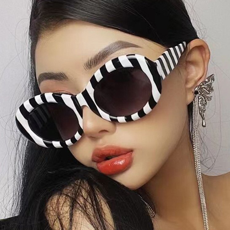 2024 Latest Fashion Retro Vintage Oversized round 3569 shades striped zebra pattern sun glasses oval sunglasses women