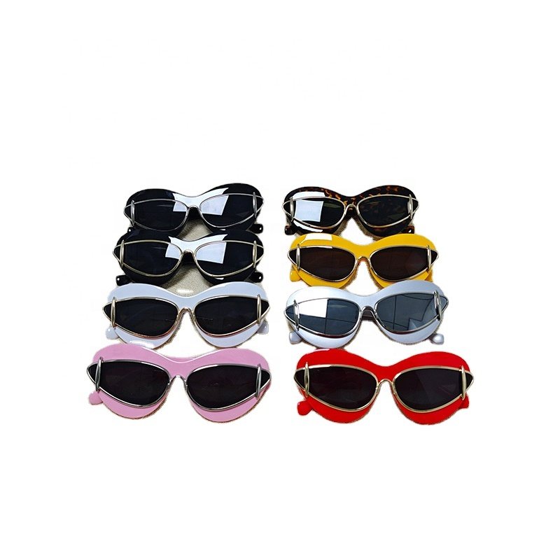 2024 Latest Trendy Cat Eye Metal Sunglasses Customizable Logo Brightly Colored Pink Frame Fashionable PC Candy Sunglasses
