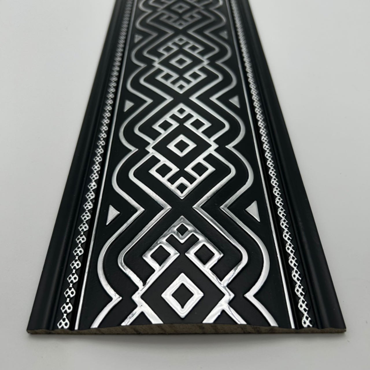 white and black sofa and furniture boarder edge decoration PS moulding profile