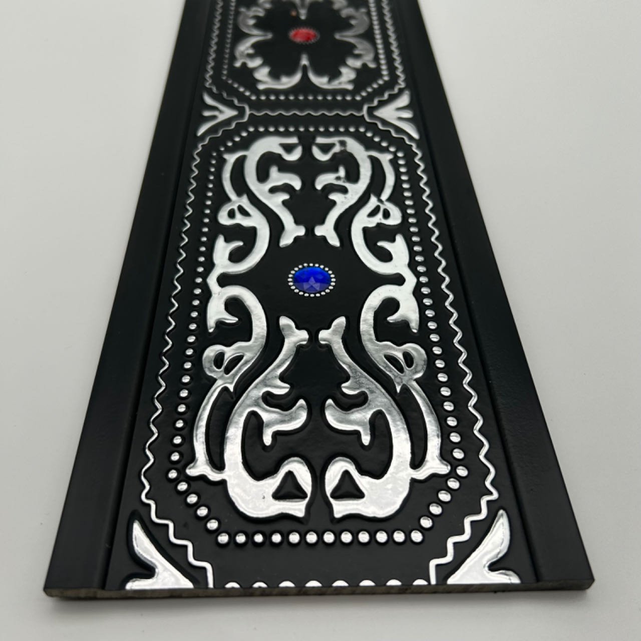 white and black sofa and furniture boarder edge decoration PS moulding profile