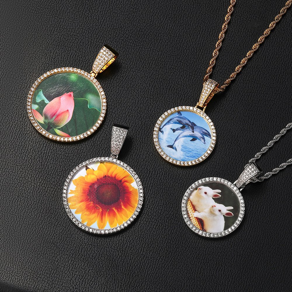 IN Stock Wholesale 18K Gold Plated Iced Out Zircon Diamond Custom Photo Frame Pendant Necklace Custom Photo Pendant