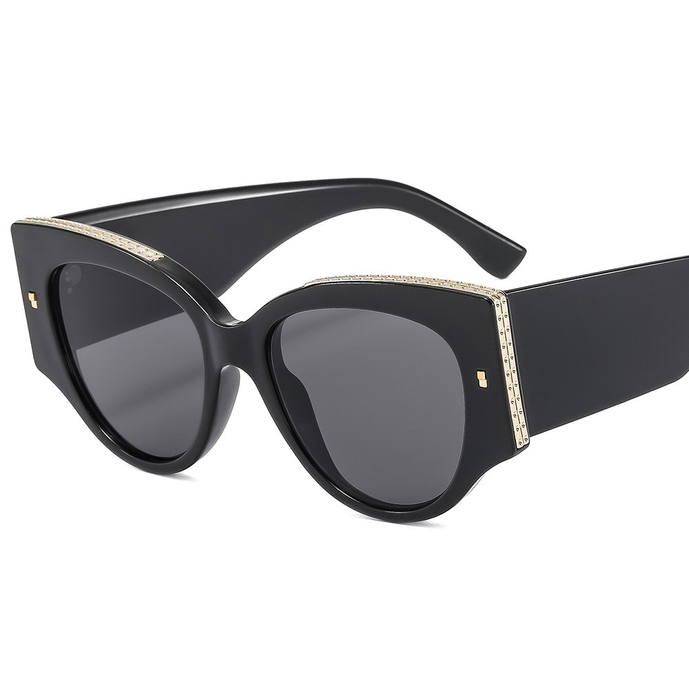 2024 New Fashion Sunglasses Newest Women High Quality Retro Plastic Shades Small Women Cat Eye Sunglasses