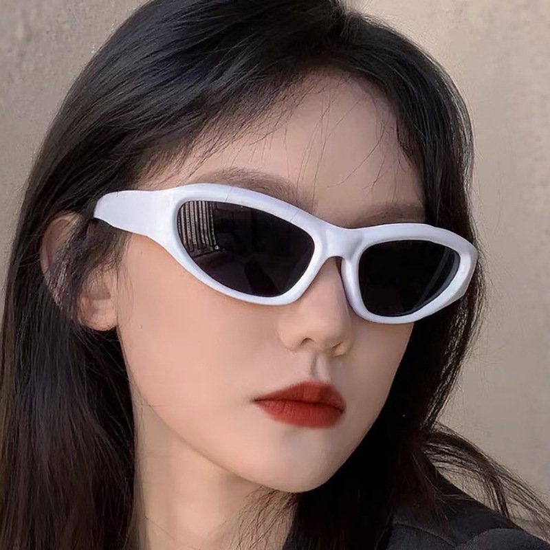 2024 Fashion Vintage Custom Designer Shades Uv400 Men Women Custom Personalized Retro Cat Eye Y2k Sunglasses