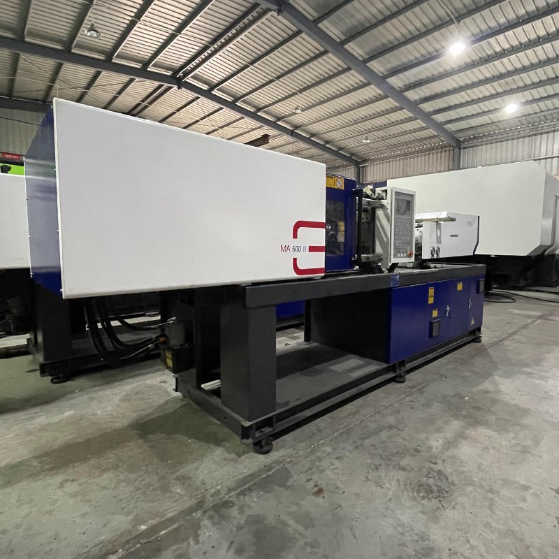 MA60T Plastic Tissue Box License Plate Frame Making Machine Used Injection Machines Injection Molding Machine