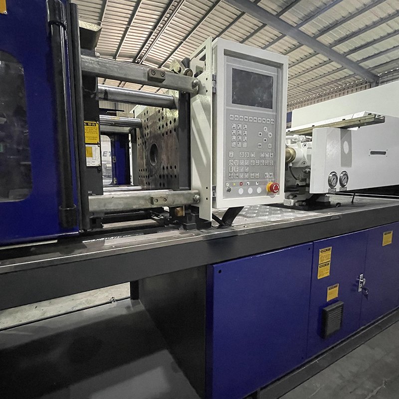MA60T Plastic Tissue Box License Plate Frame Making Machine Used Injection Machines Injection Molding Machine