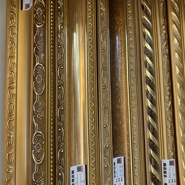 Custom Wood Gold Painting Picture Frame Mouldings