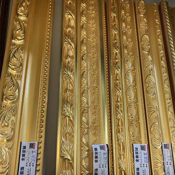 Custom Wood Gold Painting Picture Frame Mouldings