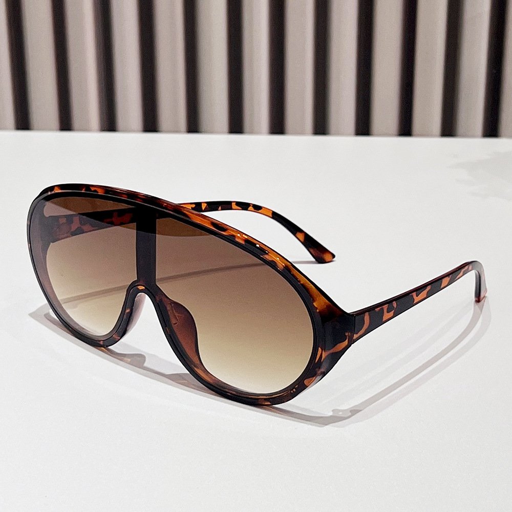 Sunglasses Men Fashion Unisex One Piece Vintage Retro Style Big Shades Sunglasses Square Oversized Sunglasses Women