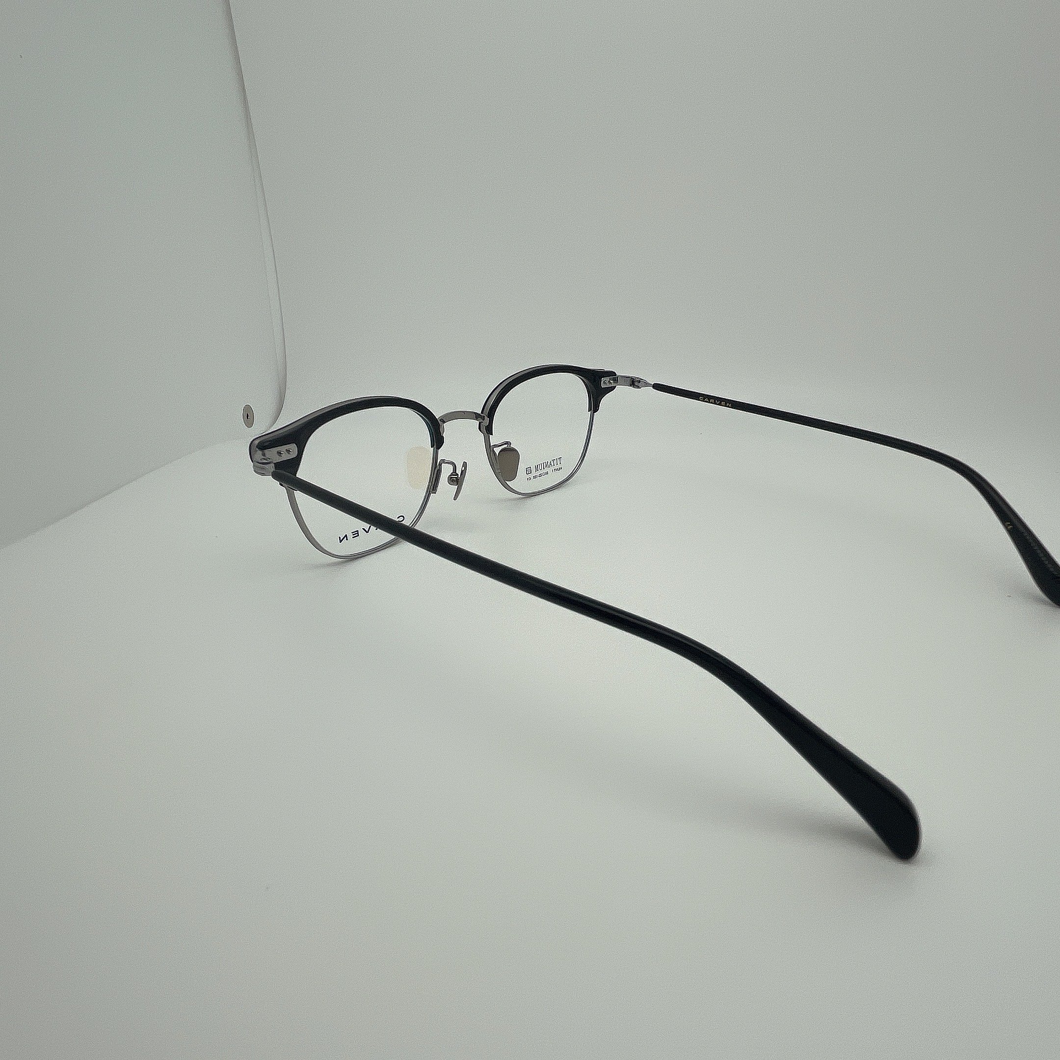 2024 Stylish Titanium Eyeglasses Frames Classic Fashion Eyewear Spectacle for Men Women Diamond Face Shape Match Glasses Usage