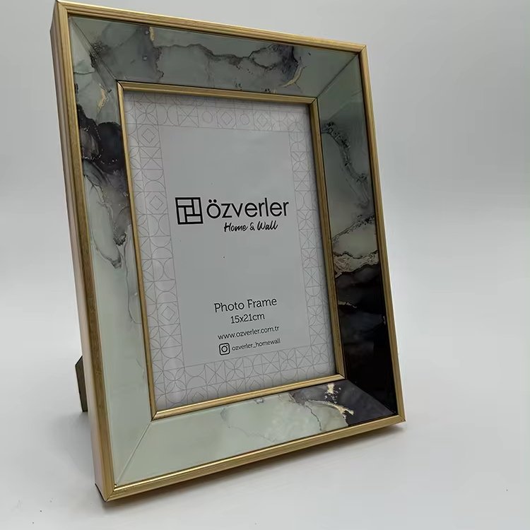 High Quality Customised Picture Frame for Home Decoration Available in Plastic Glass Metal Aluminium Factory Wholesale Prices
