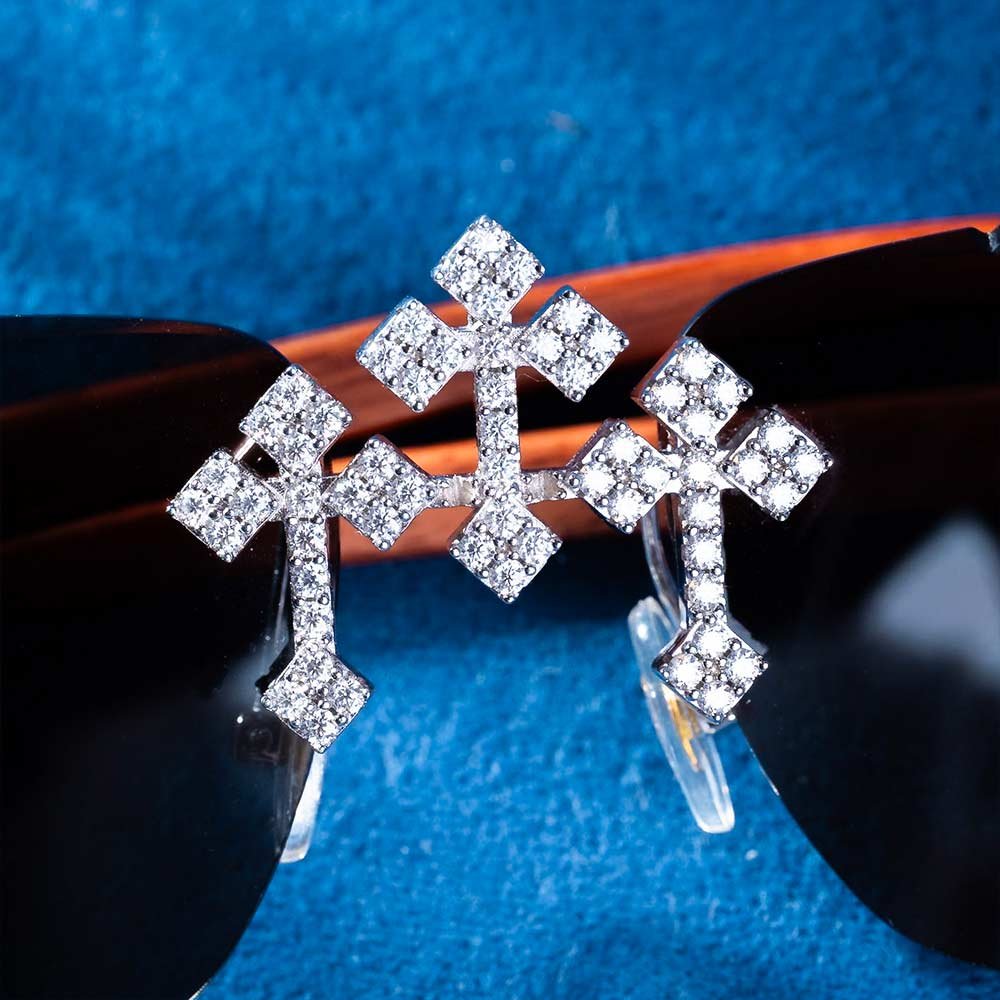 14kt Gold Alloy With Moissanite Diamond And Black Eyeglass Fleurier Cross Framing Unique Design Sunglasses