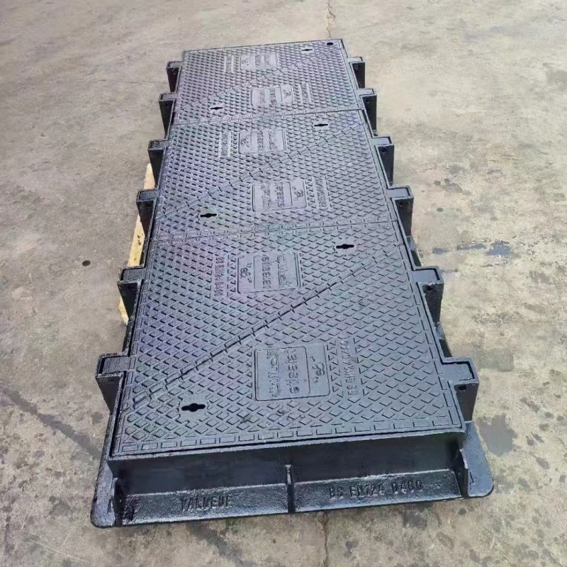 China Ductile Iron Cast Manhole Cover Telecom Square Manhole Cover for Construction round Pattern