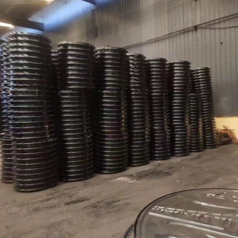 China Ductile Iron Cast Manhole Cover Telecom Square Manhole Cover for Construction round Pattern