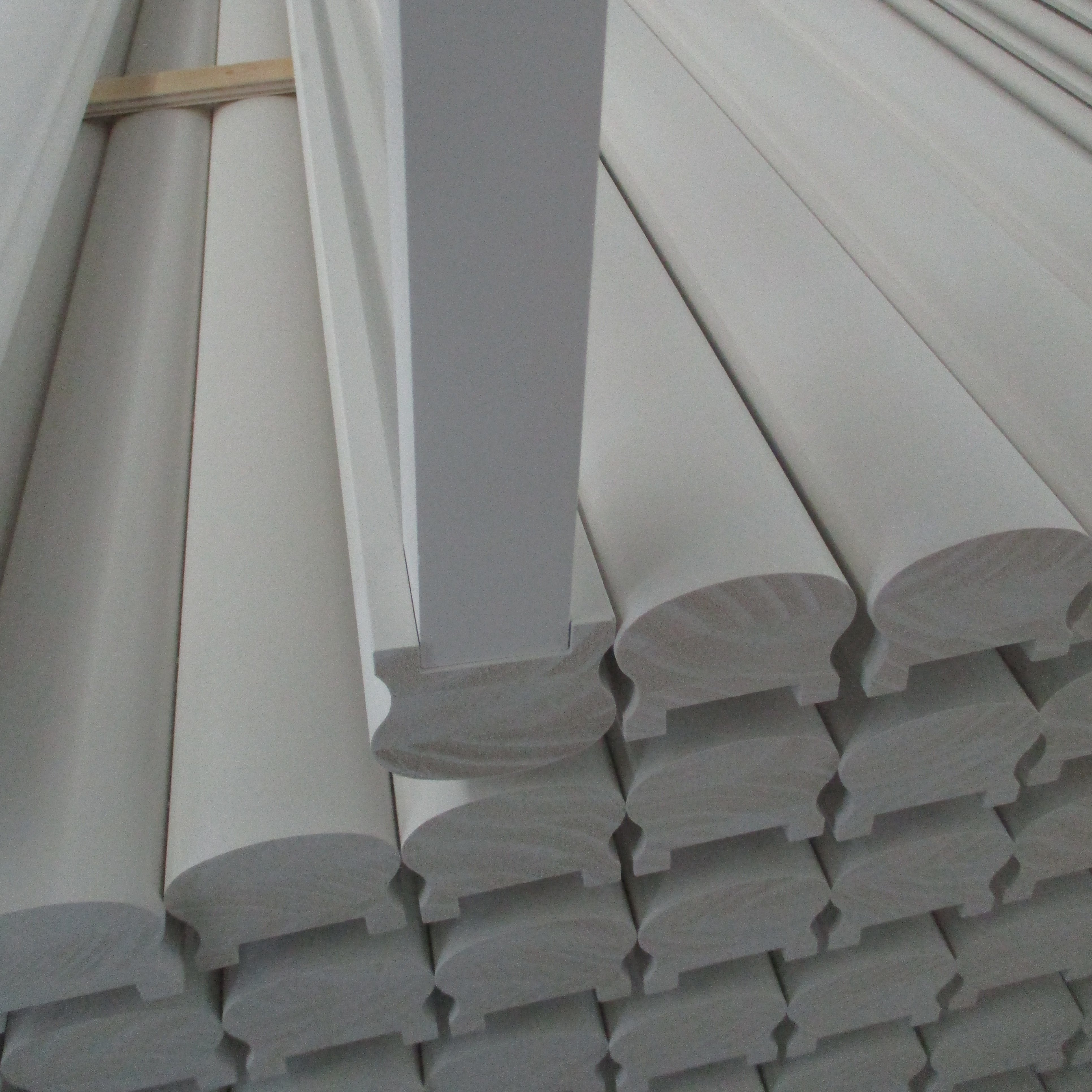White Primed FJ Pine Stair parts Stair Handrails