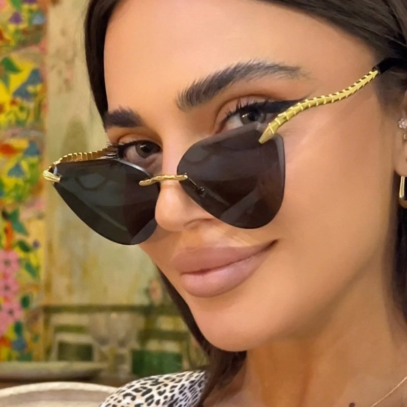 Finewell Fashion Rimless Cat Eye Sunglasses Women 2024 High Quality Gradient Shades Luxury Unique Snake Metal Chain Legs Eyewear