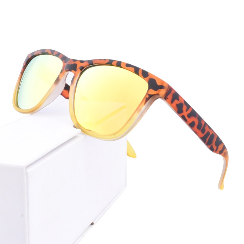 USOM High quality lifestyle running sunglasses Eco friendly PC frame men women polarized sunglasses custom logo