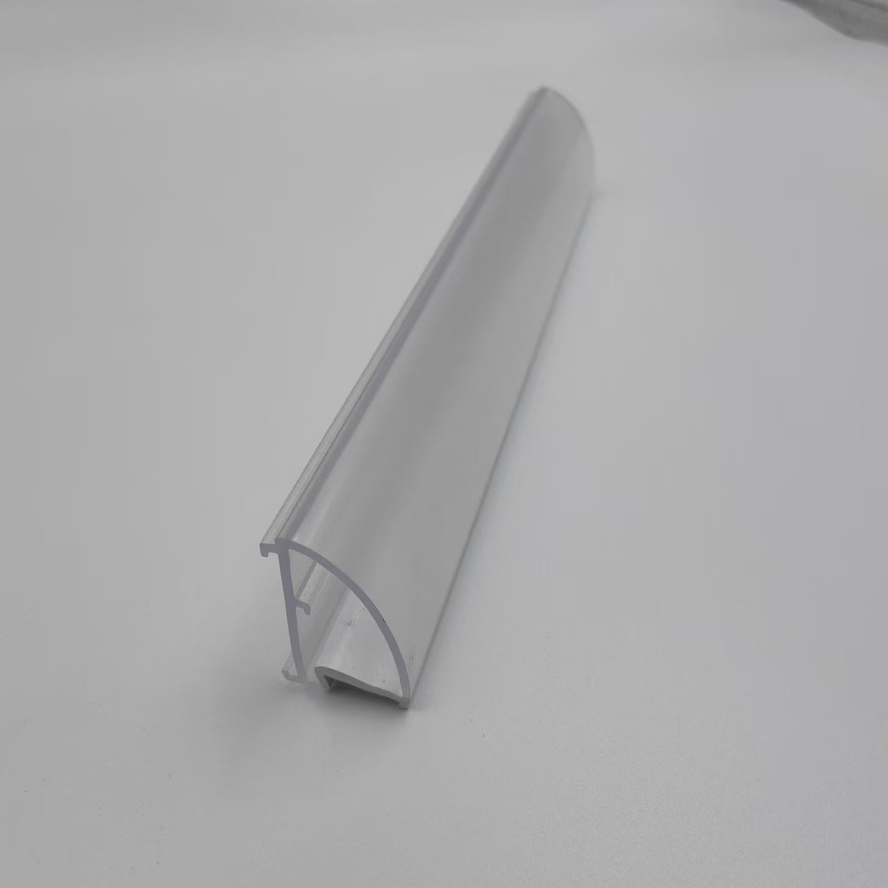 Mould industrial Design U Channel Profile U Bar Custom Plastic Profile Extrusion Tube for Pvc Windows And Doors Plastic Profiles