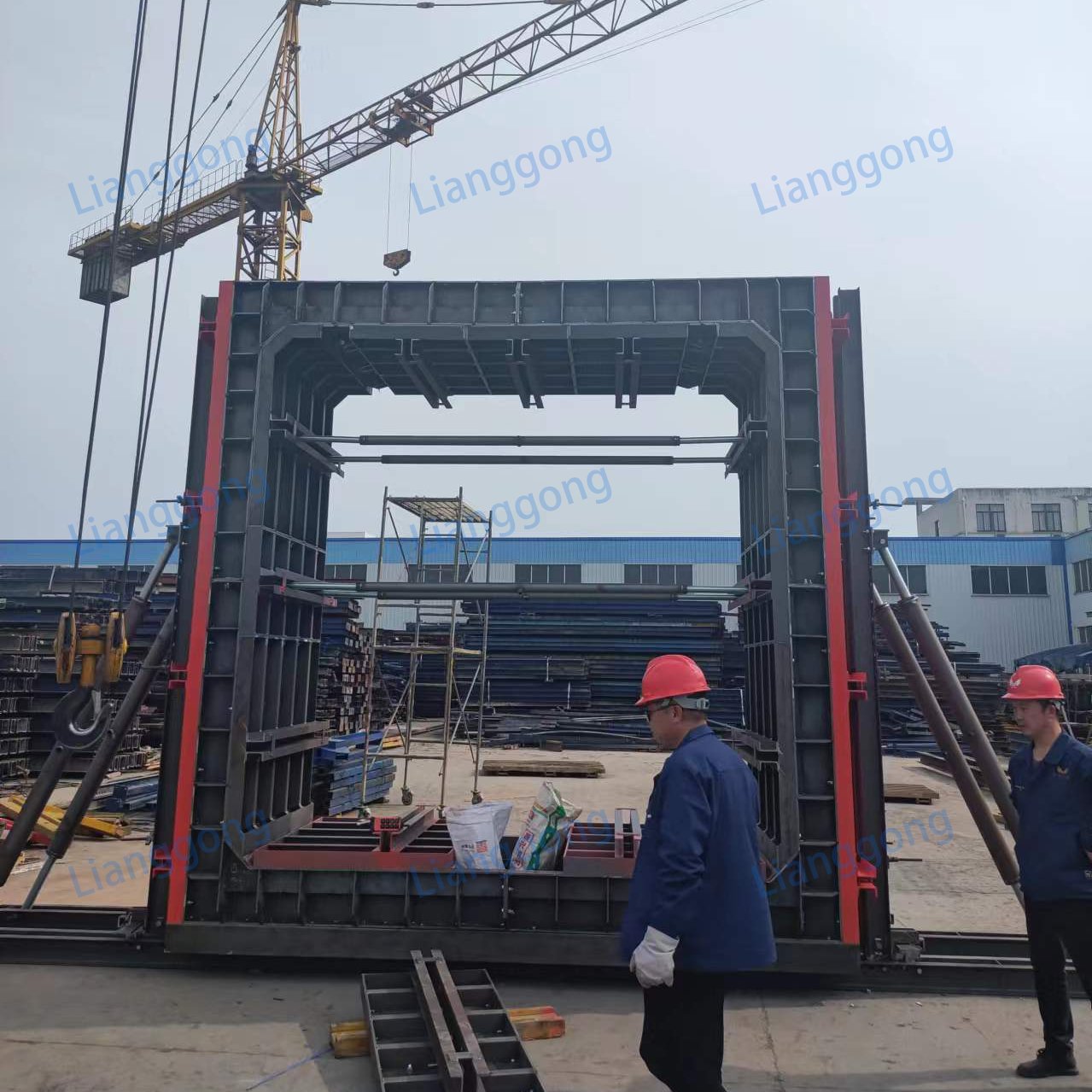 LIANGGONG Large square steel formwork precast cast-in place concrete box culvert mould