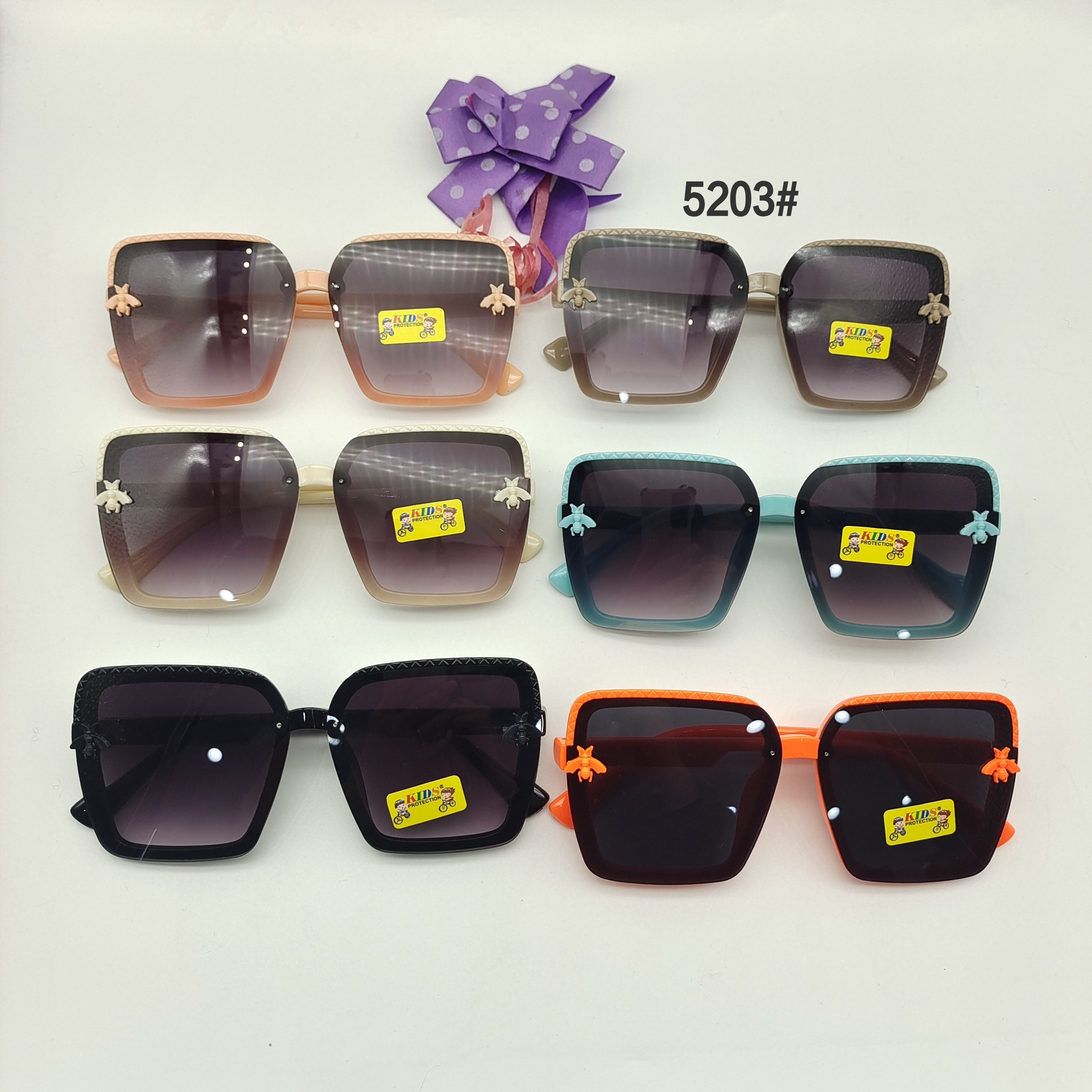 2024 Wholesale Cheap Triangle Butterfly Design Kids Sunglasses Cute Toddler Neon Candy Sunglasses For Baby