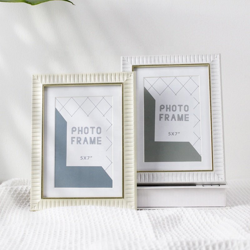 Hot Sale 6'' 7'' 8'' plastic photo frame Custom size PS material New design decorative border photo frame