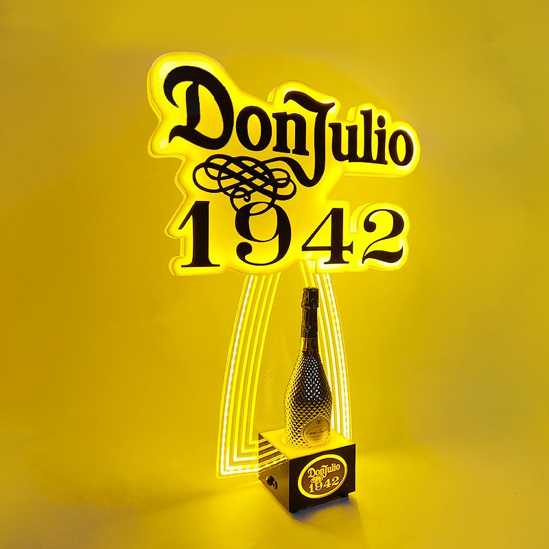 Luxury golden light Frame LED Lighted Don Julio 1942 Tequila Bottle Presenter Reposado Blanco Donjulio Bottles Service Glorifier