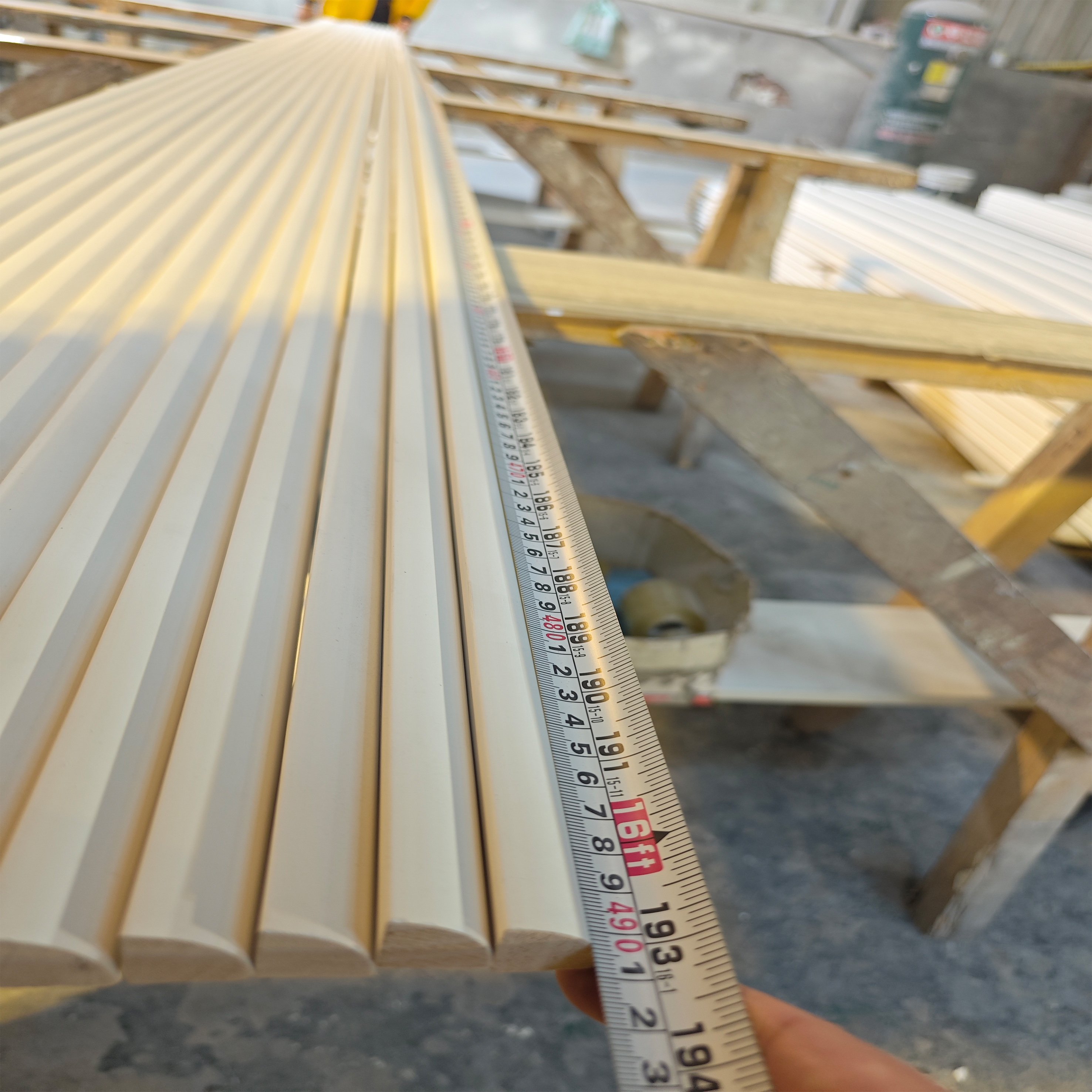Waterproof high quality gypsum ceiling design crown moulding