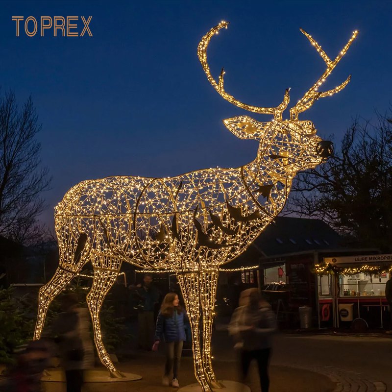 Outdoor Big Christmas Giant Lighted 3D led Motif moose holiday lights for Festive Decorations Landscape Display