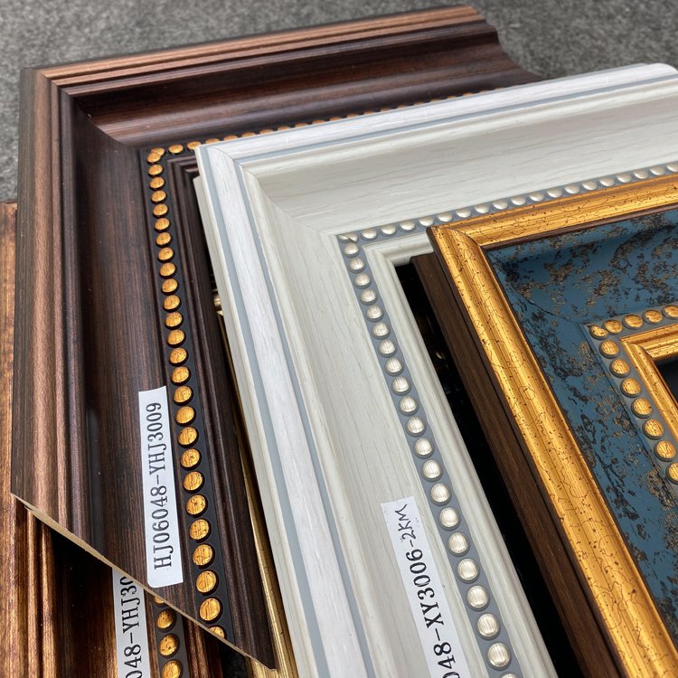 Photo Frame Wholesale Customize Top Sale Polystyrene Plastic Customized Logo Carton Box Environment Friendly White Plastic Wood