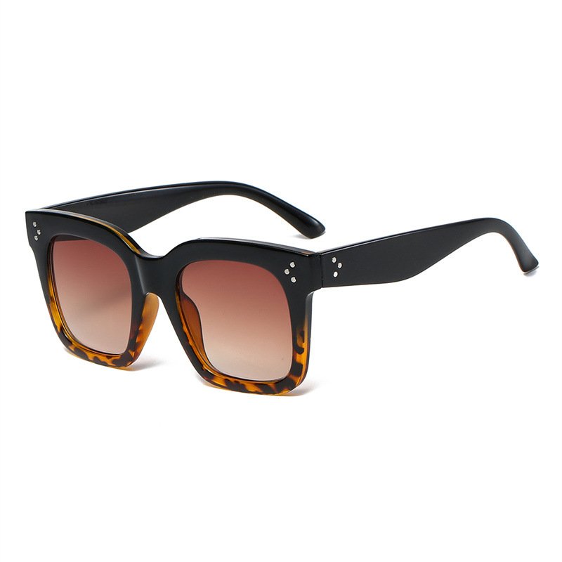 wholesale fashion classic plastic big square frame custom logo Sun Glasses designer trendy Sunglasses for women men