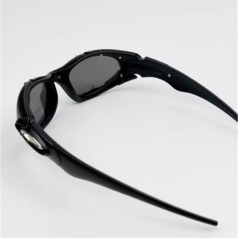 Ready To ship sports cycling Metal TR90 Frame polarized sunglasses for men and women trendy retro travel driving sunglasses