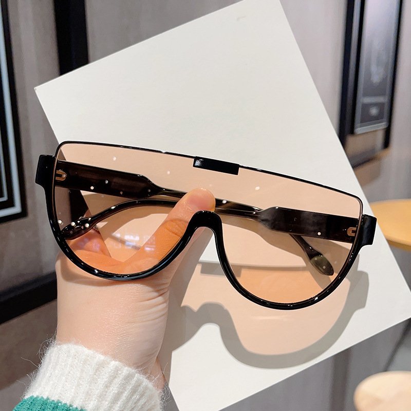 New Fashionable Large Frame Integrated Sunglasses Colorful UV400 Shades Trendy Hot Selling Designer Party Men Women Sunglasses