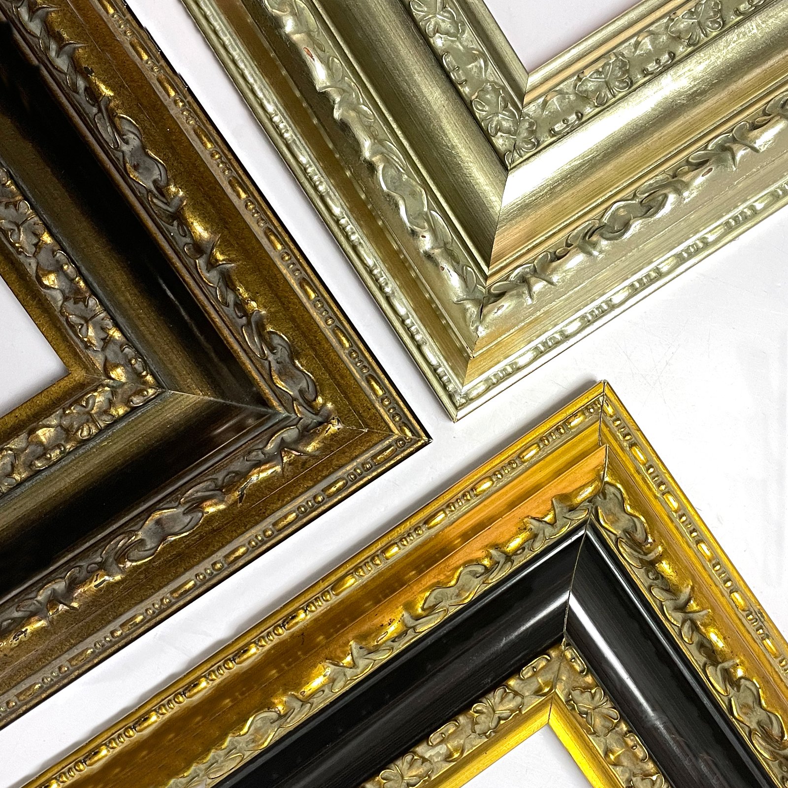 Opulent Exquisite Large 11cm Wide Solid Wood Oil Painting Frames Home Wall Hanging Decor Custom Gold Leaf Picture Frame Moulding