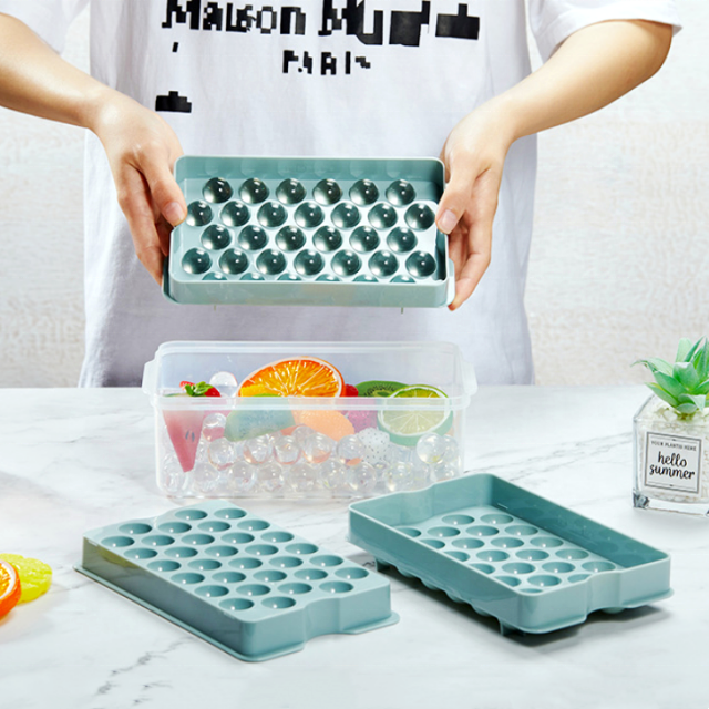 DLI077 factory wholesale household 32 frames small round ice hockey ice ball plastic mold with storage box