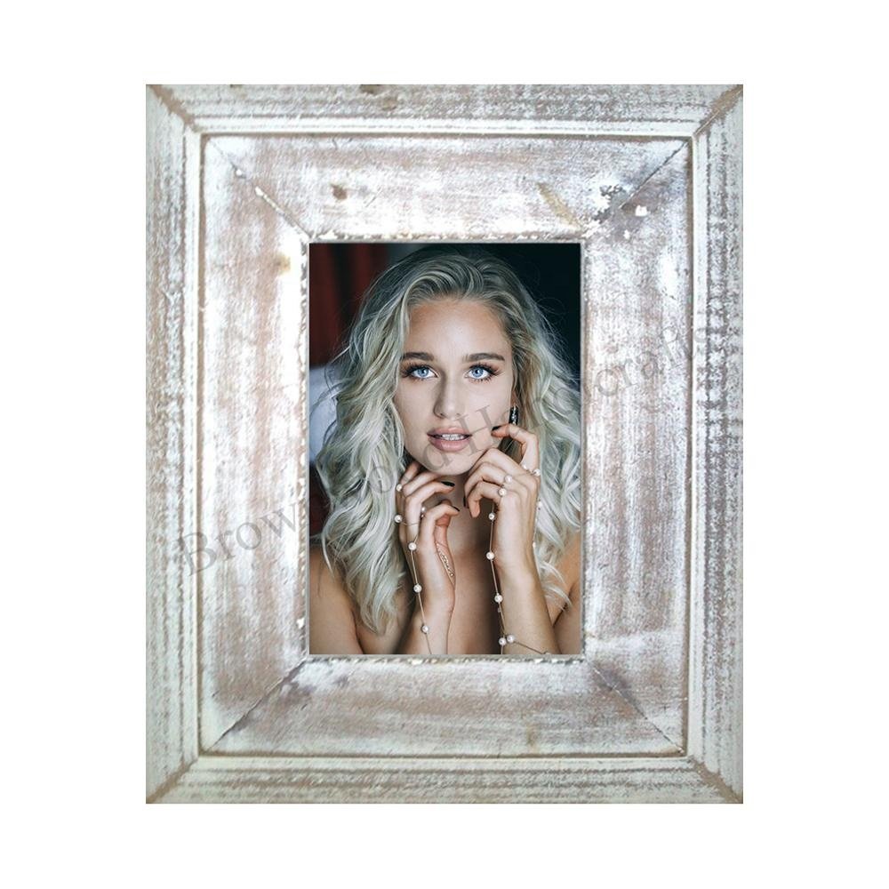 Indian Manufacturer of Handmade Exquisite Design Solid Mango Wood 4X6 Photo Frame Solid Wooden Picture Frame at Wholesale Price