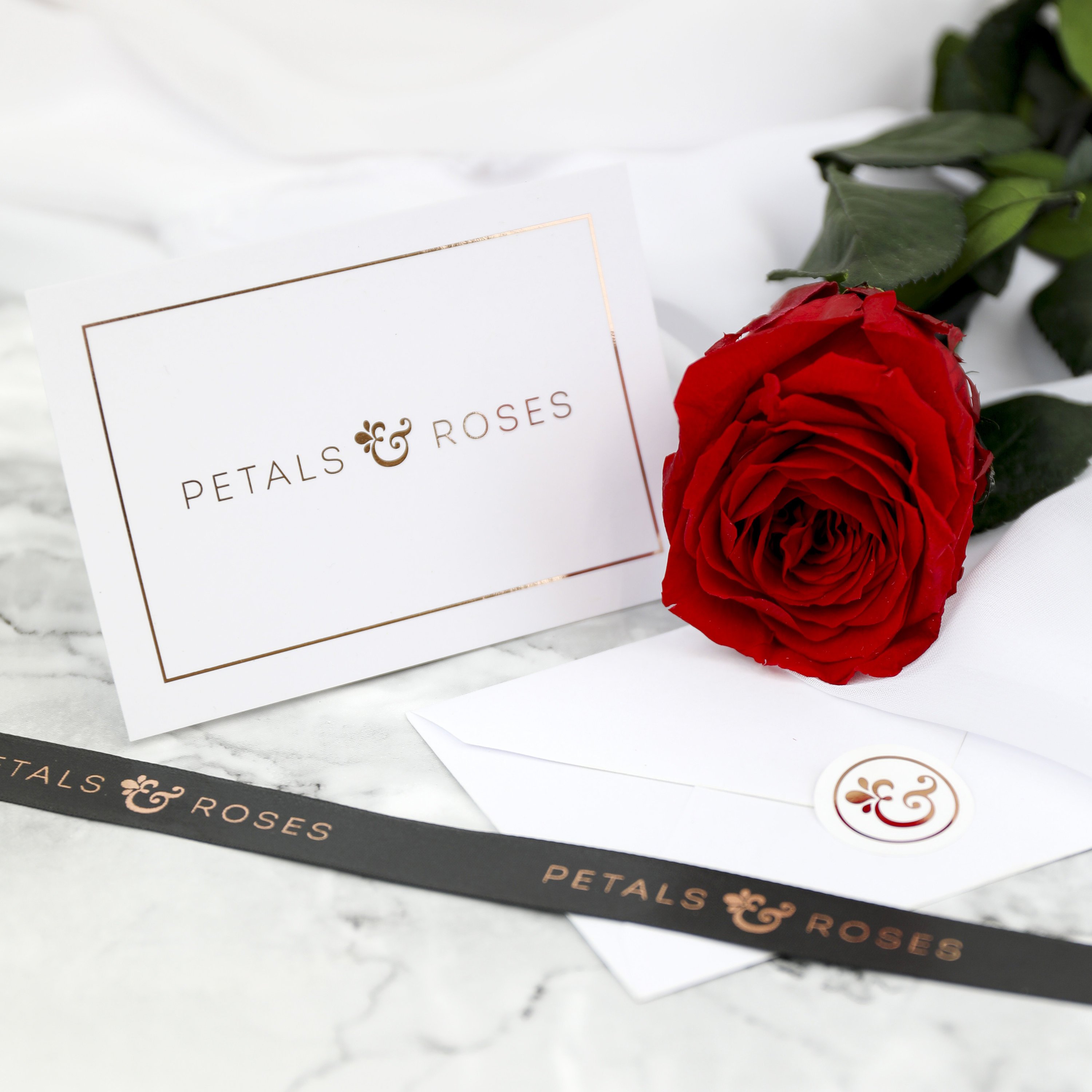 2025 Hot Popular Home decoration Luxury single immortal flower preserved rose with stem in gift box customization logo