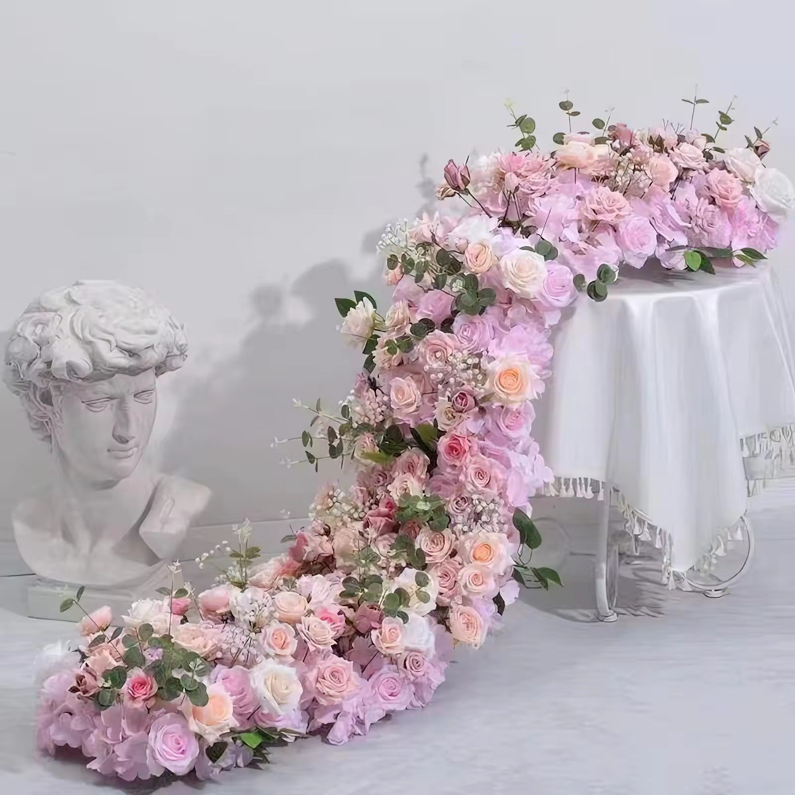 Customizable Colorful Artificial Flowers Wholesale Flowers for Decoration Wedding Artificial Rose Flower Table Runner
