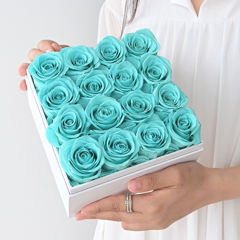 UO Luxury Mothers Day Gift Eternal Roses Preserved Flowers 16 PCS Forever Eternal Preserved Roses In Square Gift Box