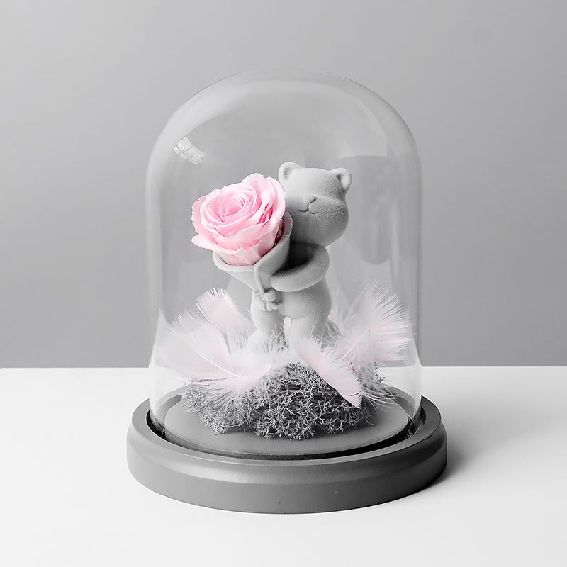 Wholesale Hot Seller Upscale Eternal Forever Flowers Everlasting Roses immortal Flowers with Bear in Glass Dome For Decoration