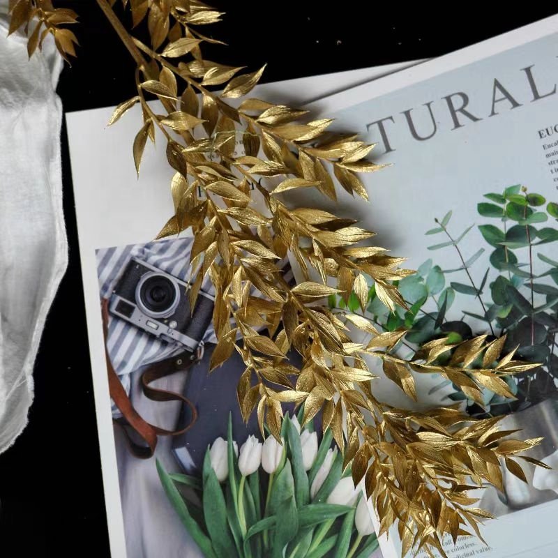 Preserved Dry Flower Preserved Bleached Eucalyptus Small leaves Preserved Italian Ruscus for Any Event's Decoration