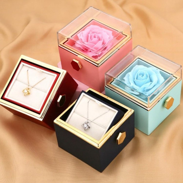 Trending products 2024 soap rose jewelry box acrylic rotating jewelry box for girlfriend