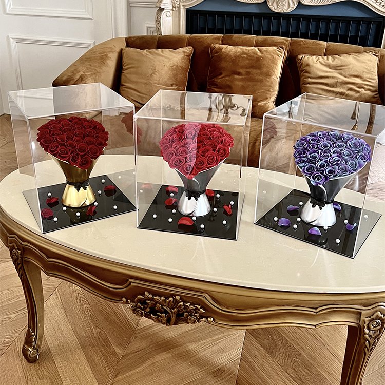 Hot Selling Wedding Favor Gifts 33 Customizable Colors Heart-shaped Queen Holding Flowers Dry Flower Bouquet