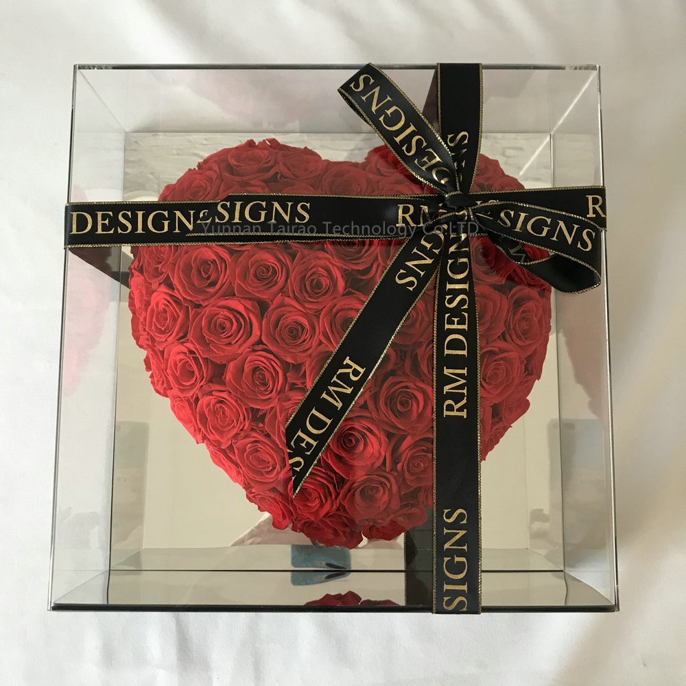 2022 Custom Latest Mirror Design Heart Shaped Rose Gift Preserved Roses In Acrylic flower Box