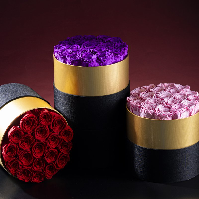 Bestselling gold edged hugging bucket preserved eternal flower decoration ornament gift box gift for girlfriend