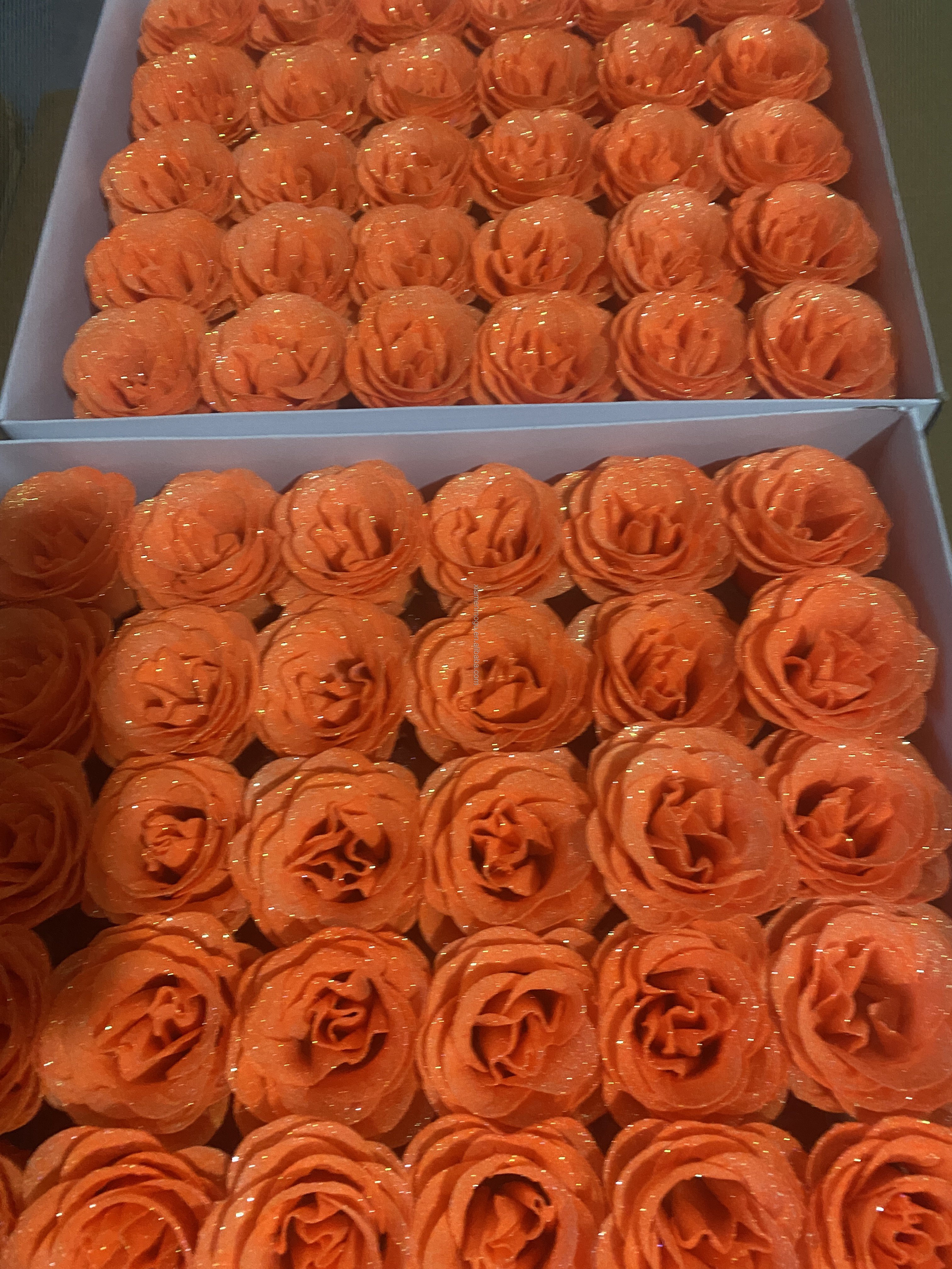 Christmas with gold glitter Christmas Christmas Flowers Glitter roses