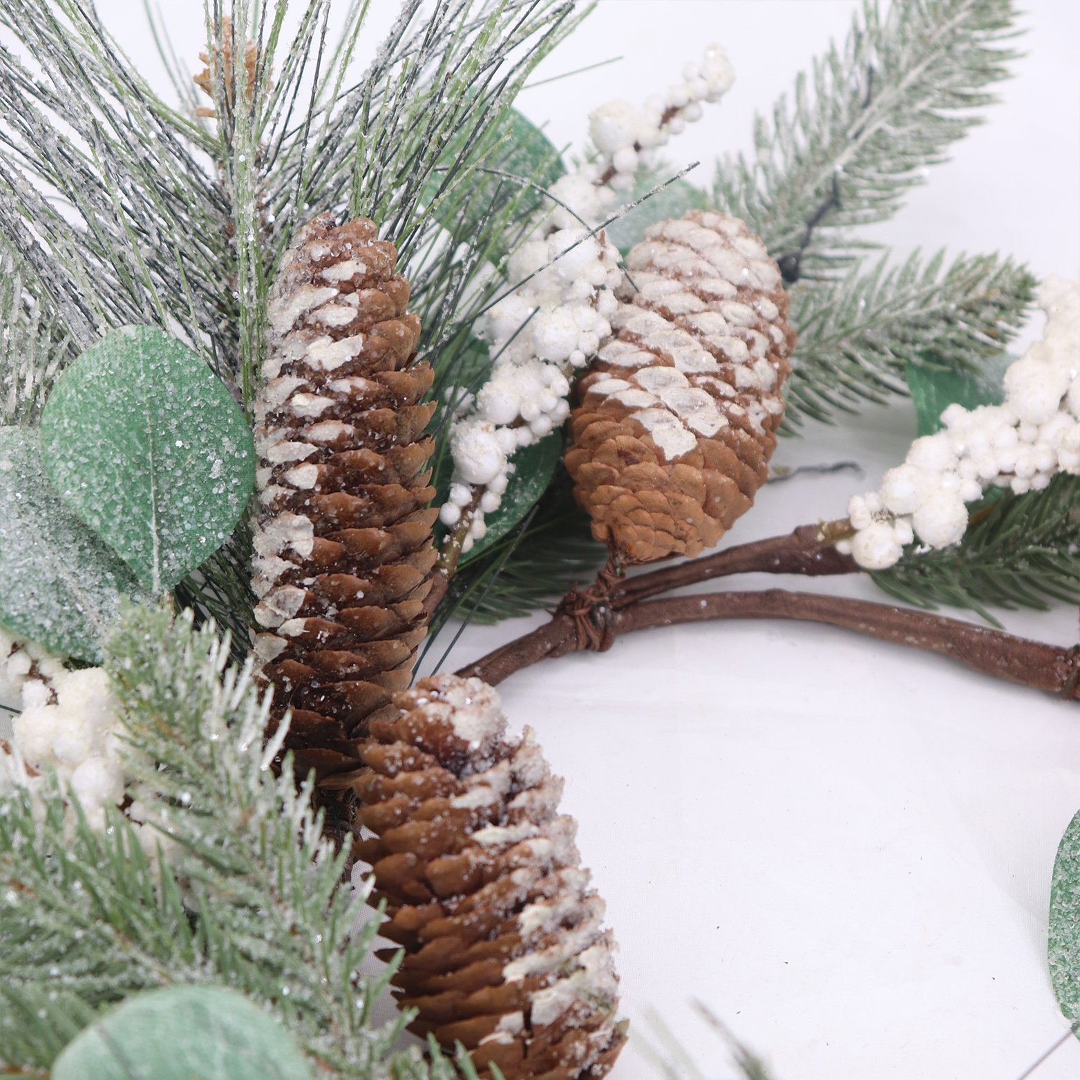 17cm Inner Diameter Pine Fir Frost Candle Ring Preserved Artificial Flowers Christmas Wreath Decoration for Party & Holidays