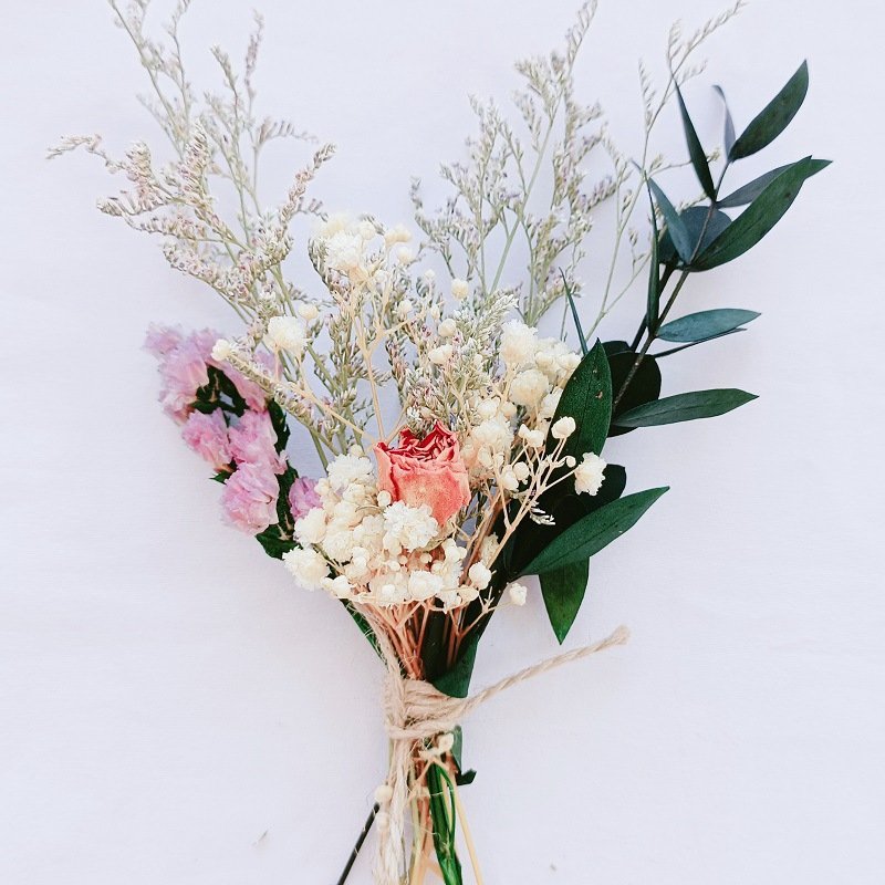 Ychon Mini bouquet of Preserved flowers Artificial dry flower Gift decoration for Valentine's Day and Mother's Day